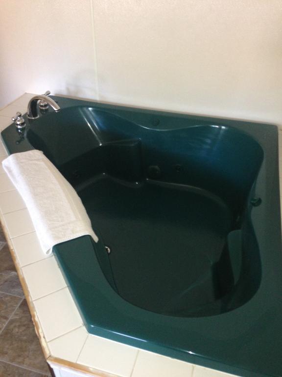 Kings Row Inn Milwaukie Zimmer foto